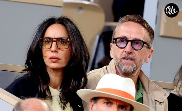 Philippe Caverivière et sa femme Sarah dans les tribunes lors des Internationaux de France de Tennis de Roland Garros 2026, à Paris, France, le 4 juin 2026. © Jacovides-Moreau/Bestimage