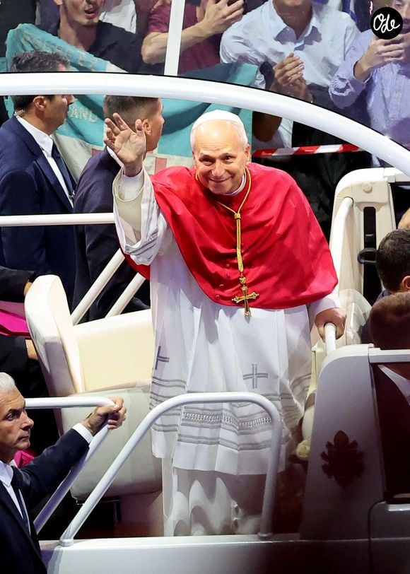 Le pape Léon XIV au Stade de France, à Saint-Denis, en périphérie de Paris, le 25 septembre 2026, pour présider une veillée de prière avec des jeunes de 17 à 35 ans, dans le cadre de sa visite de quatre jours en France.
© Jacovides-Moreau/Bestimage
