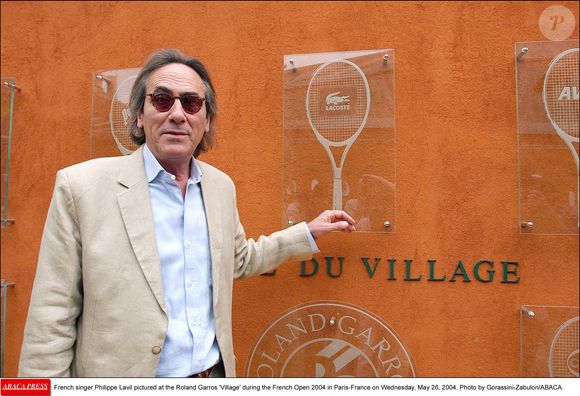 Le chanteur français Philippe Lavil photographié au Village de Roland Garros pendant les Internationaux de France 2004 à Paris-France le mercredi 26 mai 2004. Photo Gorassini-Zabulon/ABACA.