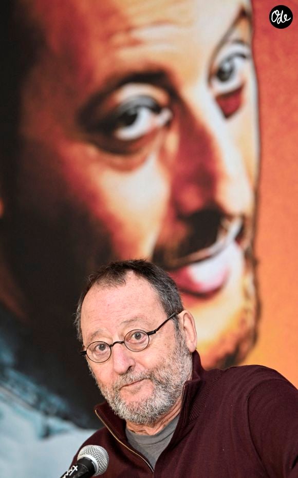 Jean Reno, invité d'honneur du 10ème Festival international du Film de Comédie de Liège, donne une conférence de presse, le 5 novembre 2025. © Photonews / Bestimage