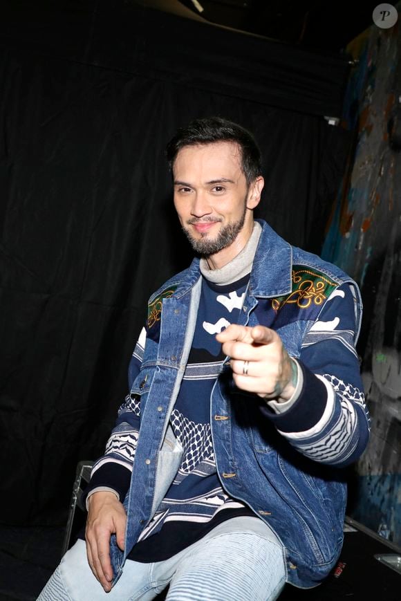 Exclusif - Billy Crawford - Backstage - Enregistrement de l'émission "Génération Hit Machine Vol. 2" au Dôme de Paris, les 8 et 9 novembre 2022, diffusée sur W9 le 31 janvier 2023. © Cédric Perrin / Bestimage