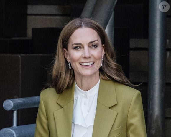 Le 19 juin dernier, Kate Middleton a été contrainte d'annuler sa participation à la procession royale du Royal Ascot. 

Kate Middleton, à Londres  Backgrid UK/ Bestimage