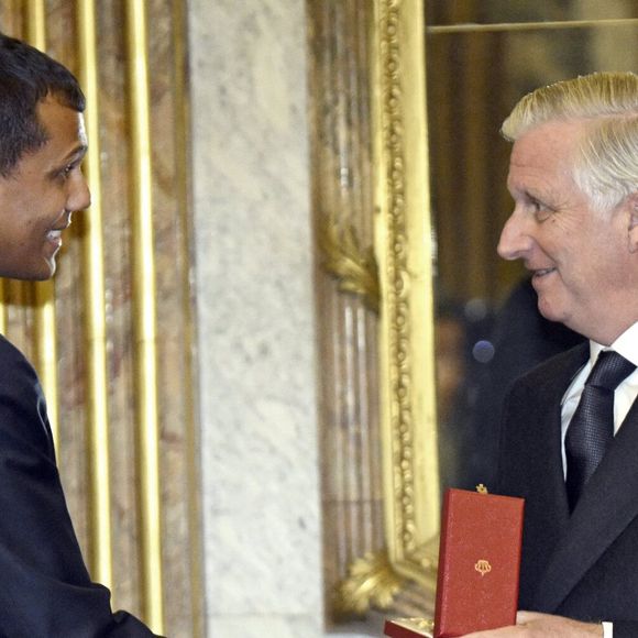 Stromae a été décoré par le roi Philippe de Belgique en tant que Commandeur de l'Ordre de la Couronne à Bruxelles en Belgique le 21 novembre 2024.