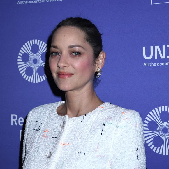 Elle lui a demandé comment elle allait depuis sa rupture avec Guillaume Canet, ce qui a mis Marion Cotillard très mal à l'aise

Marion Cotillard à New York, le 29 décembre 2024. © Image Press / Zuma Press / Bestimage