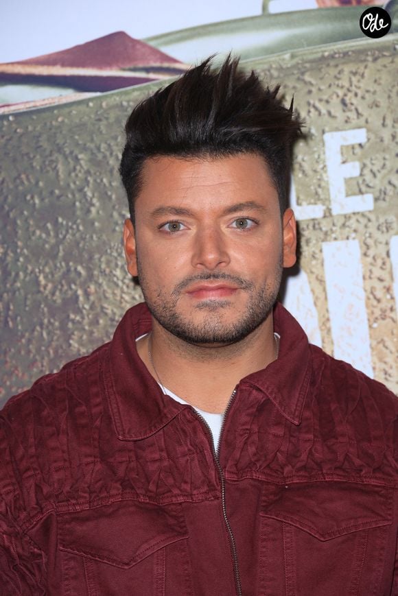 Kev Adams assiste à la première du film "Le Jour J" qui s'est tenue au Pathé Beaugrenelle à Paris, en France, le 9 octobre 2025. Photo de Jérôme Domine/Abaca