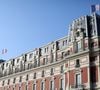 Au total, quatre hôtels de luxe français ont perdu ce précieux label

Illustration de l'hôtel du Palais où se déroule le sommet du G7 à Biarritz, France, le 24 août 2019. © Stéphane Lemouton/Bestimage