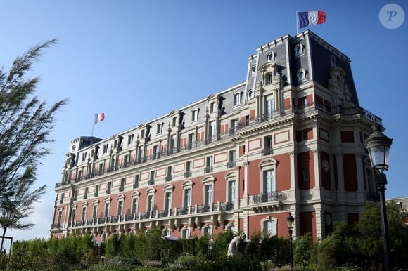 Au total, quatre hôtels de luxe français ont perdu ce précieux label

Illustration de l'hôtel du Palais où se déroule le sommet du G7 à Biarritz, France, le 24 août 2019. © Stéphane Lemouton/Bestimage