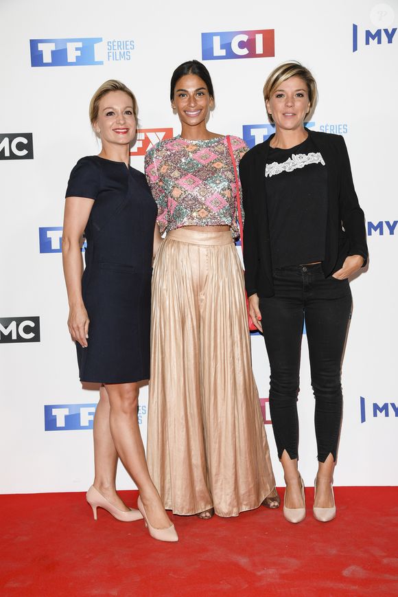 On ne sait pas comment elle s'est fait mal 
Audrey Crespo-Mara, Tatiana Silva et Bénédicte Le Chatelier - Soirée de rentrée 2019 de TF1 au Palais de Tokyo à Paris, le 9 septembre 2019. © Pierre Perusseau/Bestimage