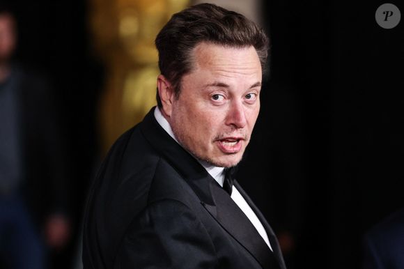 Elon Musk à Los Angeles Backgrid USA / Bestimage