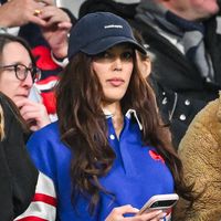 Iris Mittenaere, premier soutien d’Antoine Dupont : l’ancienne Miss France présente dans les tribunes du Stade de France aux côtés de nombreuses personnalités