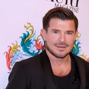 Avec ces deux projets, Vincent Niclo poursuit la diversification de sa carrière au-delà de la musique.
Vincent Niclo à la 48ème édition de la soirée de gala "The Best Awards" à l'hôtel George V Four Seasons à Paris, le 26 janvier 2026. © Cédric Perrin / Bestimage