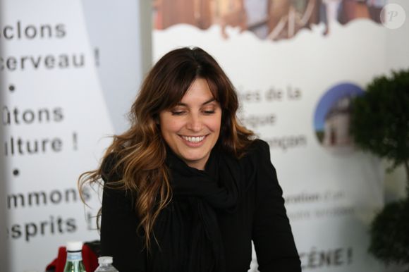 Laetitia Milot dédicace son livre "Ma clé du bonheur" à la foire d'Anova à Alençon le 5 mars 2023. Photo par Sebastien Legendre / Panoramic / Bestimage