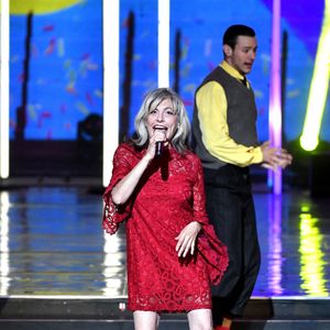 Exclusif - Lio durant l'enregistrement de l'émission de télévision "Le Plus Grand Karaoké de France" dans le théâtre antique d'Orange, diffusée le 29 juin sur M6. Le 17 mai 2022. © Bruno Bebert / Bestimage