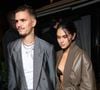 Et pour ce grand soir, la créatrice pouvait compter sur une grande partie de son clan.

Romeo Beckham et sa compagne Kim Turnbull au restaurant l'Avenue à Paris pour fêter le premier anniversaire de la marque EE72 de Edward Enninful pendant la fashion week printemps / été 2027 le 2 octobre 2026. © Pierre Perusseau / Bestimage