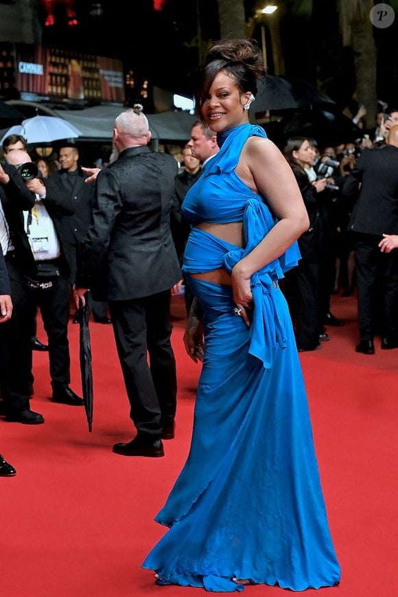 Rihanna assiste au tapis rouge de Highest 2 Lowest lors de la 78e édition du Festival de Cannes au Palais des Festivals le 19 mai 2025 à Cannes, France. Photo by Franck Castel/ABACAPRESS.COM