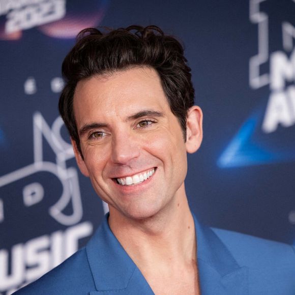 Lors de sa tournée promotionnelle, il a été invité sur le podcast "On Time", en janvier dernier.

Tapis rouge des NRJ MUSIC AWARDS 2023. MIKA assiste au tapis rouge des NRJ MUSIC AWARDS 2023, au Palais des Festivals, à Cannes. Le 10 novembre 2023. Photo by Shootpix/ABACAPRESS.COM