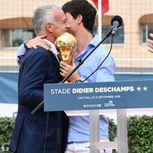 Didier Deschamps et son fils Dylan durant l'inauguration du Stade de football Didier Deschamps à Cap d'Ail le 12 septembre 2018. © Bruno Bebert / Bestimage