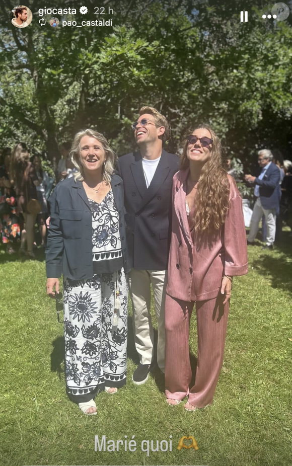 Giovanni Castaldi a partagé des photos de lui aux côtés de ses proches, notamment ses parents et sa sœur.

Capture d'écran de la story Instagram de Giovanni Castaldi.