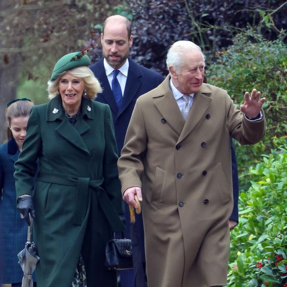 Le roi Charles III d'Angleterre, Camilla Parker Bowles, reine consort d'Angleterre, Le prince William, prince de Galles - La famille royale britannique se rend à la messe de Noël à Sandringham le 25 décembre 2024.

© Stephen Daniels / Alpha Press / Bestimage