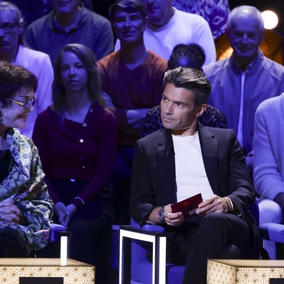 Exclusif - Anny Duperey, Gautier Capuçon lors de l'enregistrement de l'émission "La Boîte à secrets", présentée par F.Bollaert et diffusée le 10 octobre 2025 sur France 3, dans les studios du Lendit à Saint-Denis, Seine Saint-Denis, France, le 22 septembre 2025. © Jack Tribeca/Bestimage