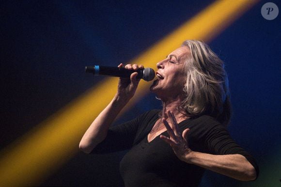 Lio - Les chanteurs de la tournée, les années 80, en concert au Phare à Chambéry le 25 novembre 2022. Sandrine Thesillat / Panoramic / Bestimage