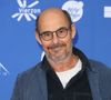 Au départ, c’était une fascination, une énigme. Je voulais comprendre. Puis c’est devenu une peur. Et aujourd’hui, j’ai dépassé l’âge auquel mon père est mort. 

Bernard Campan au photocall du film "A L'Epreuve" lors de la 3ème édition du festival du film de Demain (30 mai - 2 juin 2024) à Vierzon, France, le 1er juin 2024. © Coadic Guirec/Bestimage