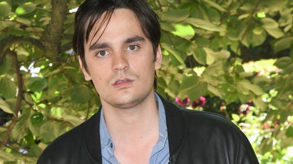 Alain-Fabien Delon : premier enfant, changement de nom... 2025, une année à jamais à part pour le plus jeune des enfants Delon