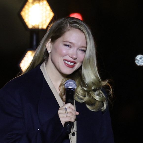 Dans Harper’s Bazaar, l’actrice se confie plus intimement sur son rôle de mère

Léa Seydoux - Lancement des Illuminations de Noël des Champs-Elysées à Paris le 16 novembre 2025.

© Coadic Guirec / Bestimage