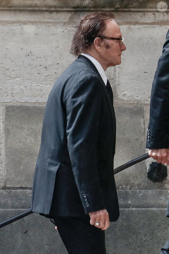 Guillaume Durand - Arrivées aux obsèques de Thierry Ardisson en l'église Saint-Roch de Paris, France, le 17 juillet 2025. © Clovis-Jacovides/Bestimage