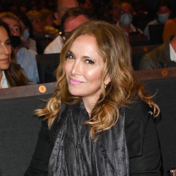 La chanteuse française Hélène Ségara au concert du chanteur québécois Garou lors de son premier concert de sa tournée 2021/2022 dans toute la France, à la Salle Pleyel à Paris, France, le 7 octobre 2021. © Coadic Guirec/Bestimage