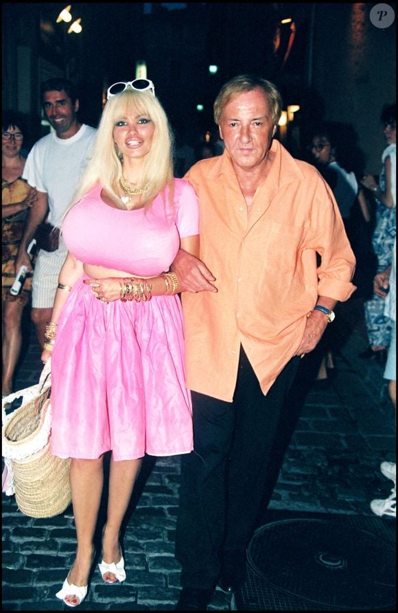 Elle est laissée à l'abandon et régulièrement visitée par des inconnus, illégalement.

Archives - Lolo Ferrari.