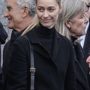 Beatrice Borromeo et la princesse Caroline de Hanovre - Obsèques de Fernanda Biffi Casiraghi (99 ans), mère de Stefano Casiraghi, à Fino Mornasco, Italie, le 9 décembre 2024. © Emanuele Roberto De Carli/IPA via ZUMA Press/Bestimage