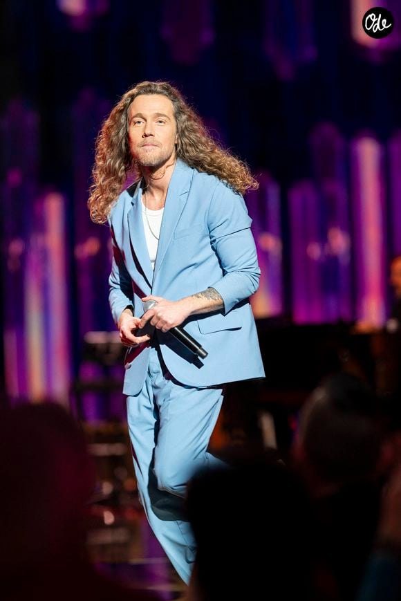 Julien Doré - Enregistrement de l'émission "La fête de la chanson française" à Paris, diffusée le 20 décembre sur France 3
© Pierre Perusseau / Bestimage # Exclusive