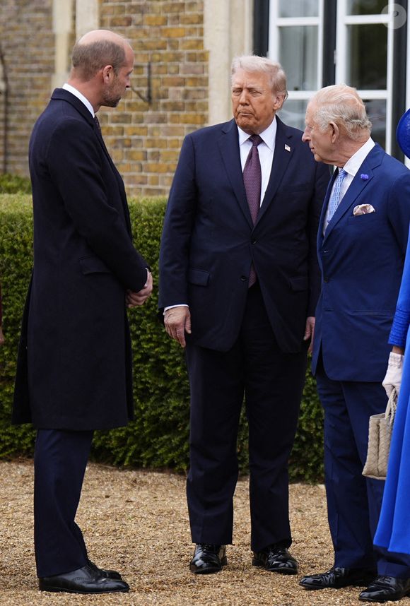 Le prince de Galles et le roi Charles III avec le président américain Donald Trump après son arrivée au château de Windsor à Windsor, Berkshire, Angleterre, Royaume-Uni, le 17 septembre 2025.  © Chown Aaron/PA Photos/ABACA
