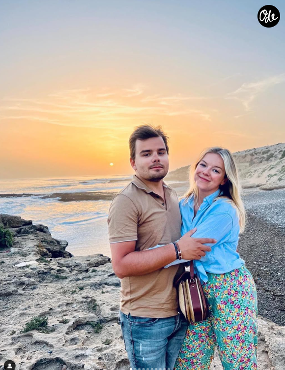 Sur Instagram, ses parents ont partagé plusieurs tendres clichés de Marcel, blond comme sa maman.

Gauthier Le Bret et son épouse Eloïse. Instagram.