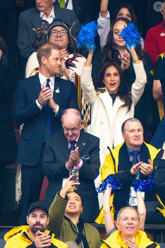 Le prince Harry et Meghan Markle assistent à la cérémonie d'ouverture des "Invictus Games Vancouver Whistler 2025" au Canada le 8 février 2025. Backgrid USA / Bestimage