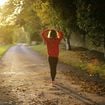 Voici combien de temps il faudrait marcher chaque jour pour rester en forme