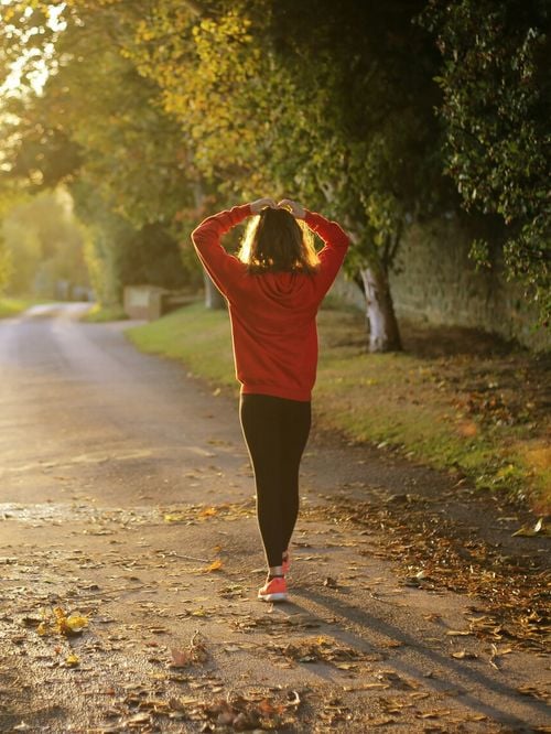 Voici combien de temps il faudrait marcher chaque jour pour rester en forme