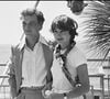 Ses multiples tourments, le frère de François Léotard semblait tenter de les oublier dans l'alcool et la drogue. A rappeler qu'il a également partagé la vie de l'actrice Nathalie Baye, rencontrée sur le tournage de "Faustine et le Bel été" en 1972.

Archives - Philippe Léotard et son ex-compagne Nathalie Baye au Festival de Cannes pour la "Communion solennelle" en 1977. (ANGELI-RINDOFF / BESTIMAGE).