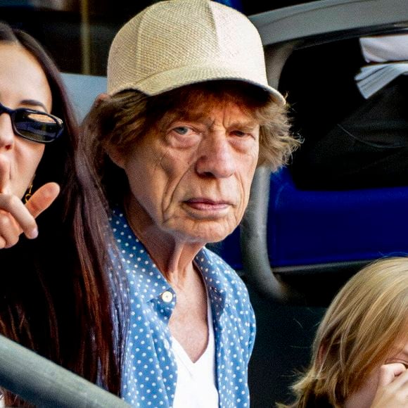 A noter que Mick Jagger l'avait acquis dans les années 80. 

Mick Jagger, Melanie Hamrick et son fils Deveraux, Athlétisme au Stade de France dans le cadre des Jeux olympiques d'été 2024, à Paris, France, 10 août 2024. (Dana Press / Bestimage).