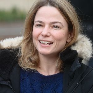 Cécilia Cara - Arrivées à l'enregistrement de l'émission "Vivement dimanche" au studio Gabriel à Paris, le 6 décembre 2023, diffusée le 24 décembre 2023 sur France 3. 
© Christophe Clovis / Bestimage
