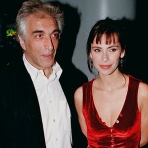 Mercredi 4 mars était un grand jour pour Gérard Darmon et Mathilda May.

Mathilda May et Gérard Darmon à Paris. AGENCE / BESTIMAGE