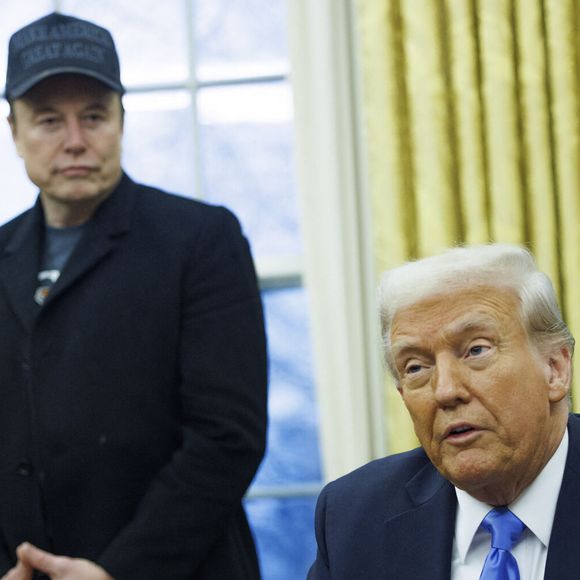 Le président Donald Trump et Elon Musk, accompagné de son fils X, donnent une conférence de presse pour défendre les premières coupes budgétaires du Department of Government Efficiency (DOGE) dirigé par le patron de Space X et Tesla.
Washington, le 11 février 2025.
©Photo Press Service / BESTIMAGE