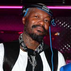 Djibril Cissé fête aujourd'hui ses 45 ans...
Exclusif - Dj Djibril Cissé (Tcheba) lors de la soirée privée « Pretty Little Thing » à l'Arc Paris. © Perusseau / Da Silva / Bestimage
