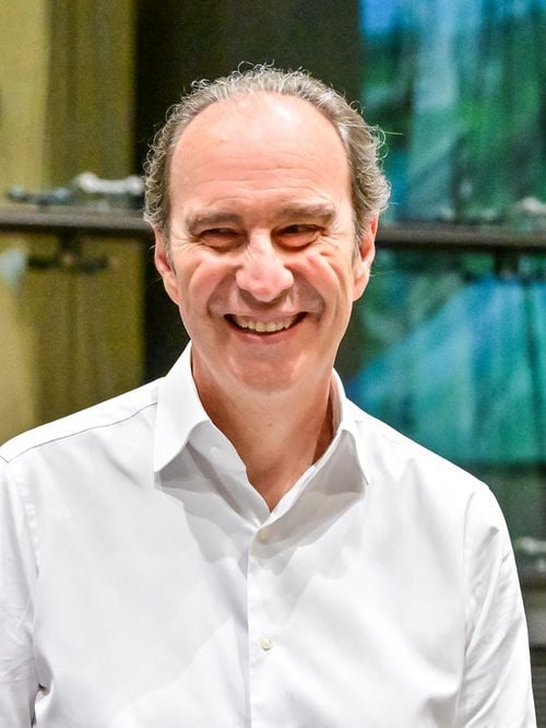 Xavier Niel s'associe à deux hommes d'affaires puissants pour racheter un restaurant chic de Paris, une adresse stratégique !