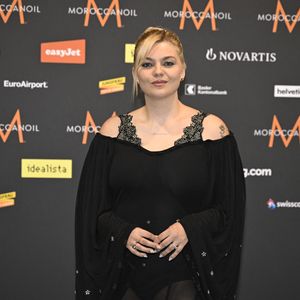 Et elle peut être fière du talent de sa fille, prénommée Esmée, et âgée de 5 ans. 
Louane représentant la France sur le "tapis turquoise" avant les demi-finales et la finale de l'Eurovision de cette année qui auront lieu la semaine prochaine à Bâle.
© Jessica Gow / TT / Code 10070