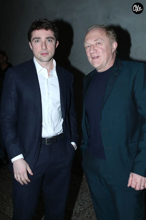 François-Henri Pinault et son fils François Pinault Jr. - Vernissage de "Corps et âmes", la nouvelle Collection Pinault à la Bourse du Commerce à Paris le 4 Mars 2025. © Bertrand Rindoff / Bestimage