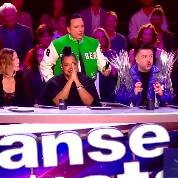 Toujours avide de créativité, il a également déjà confié l'élaboration de sa garde-robe aux étudiants de l'école de mode ESMOD.

Chris Marques assume ses vestes toujours plus originales sur le plateau de "Danse avec les stars".