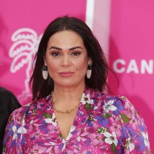 Lola Dewaere au photocall de la cérémonie d'ouverture de la 5ème saison du festival International des Séries "Canneseries" à Cannes, France, le 1er avril 2022. © Denis Guignebourg/BestImage