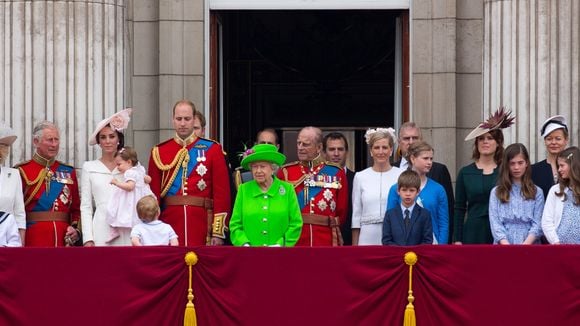 Départ d'Angleterre imminent pour un couple royal après une réunion de famille très sélect